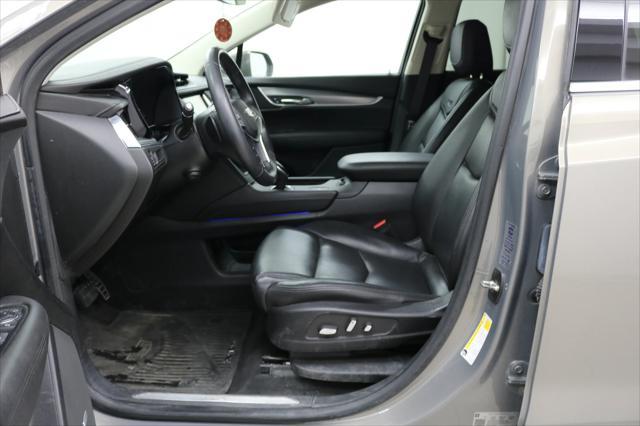 used 2018 Cadillac XT5 car, priced at $19,999