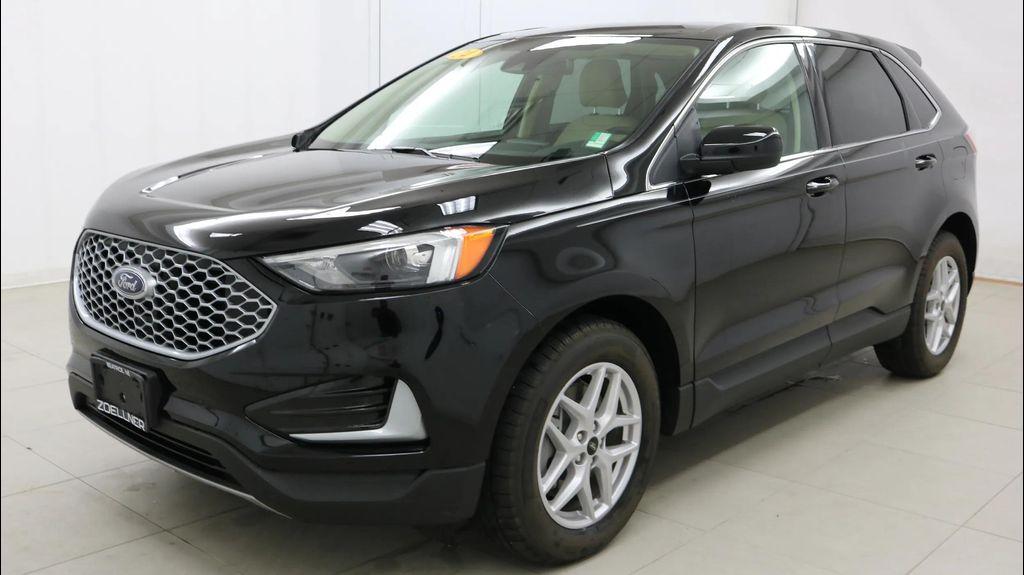 used 2024 Ford Edge car, priced at $34,495