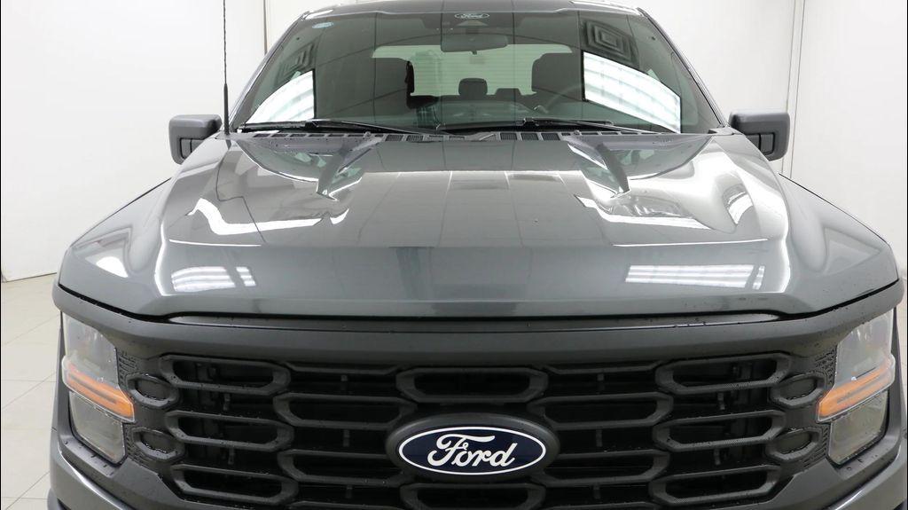 new 2025 Ford F-150 car, priced at $51,290