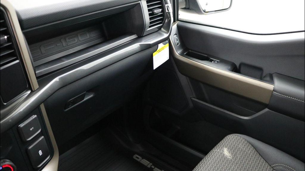 new 2025 Ford F-150 car, priced at $51,290