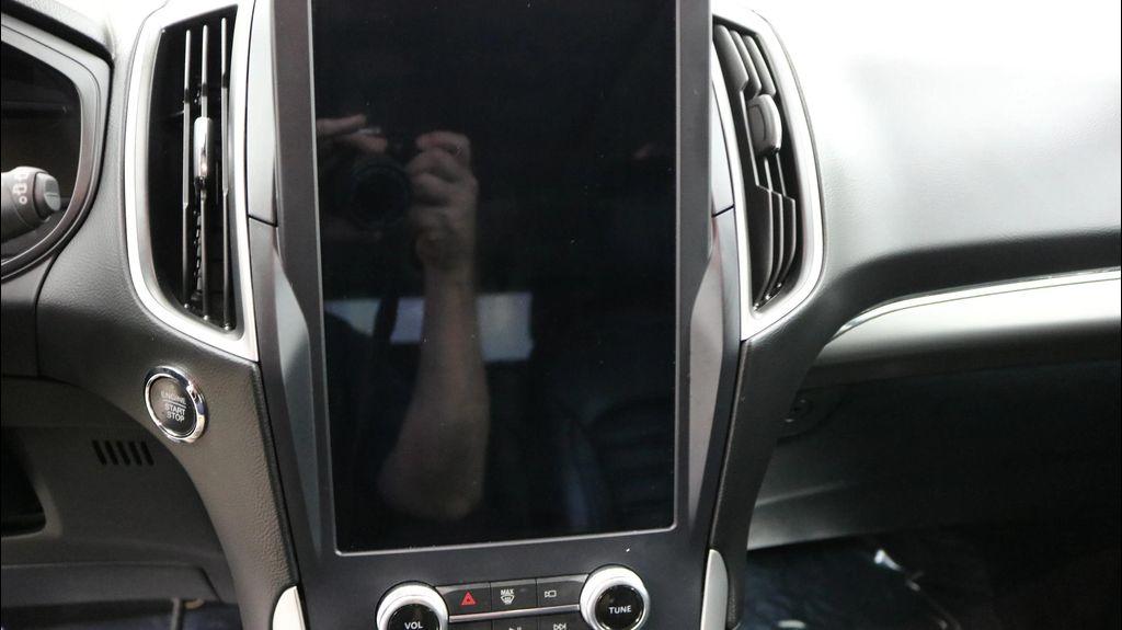 used 2022 Ford Edge car, priced at $27,995