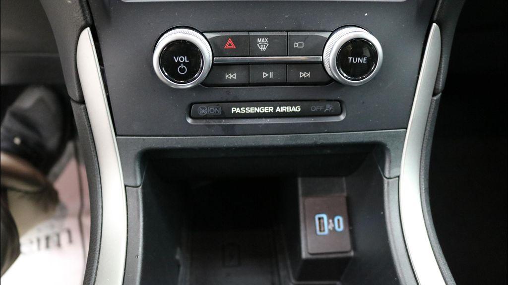 used 2022 Ford Edge car, priced at $27,995