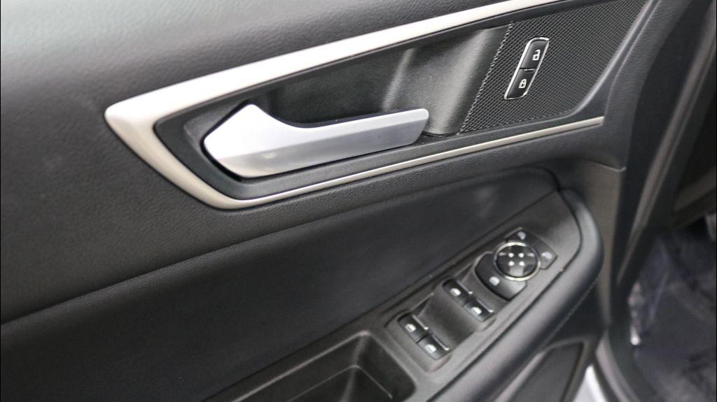 used 2022 Ford Edge car, priced at $27,995