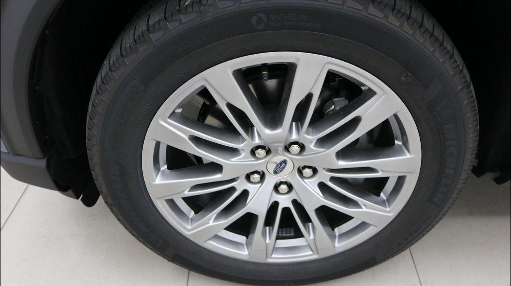 new 2025 Ford Explorer car, priced at $47,295