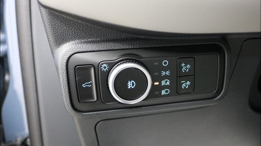 new 2025 Ford Explorer car, priced at $47,295