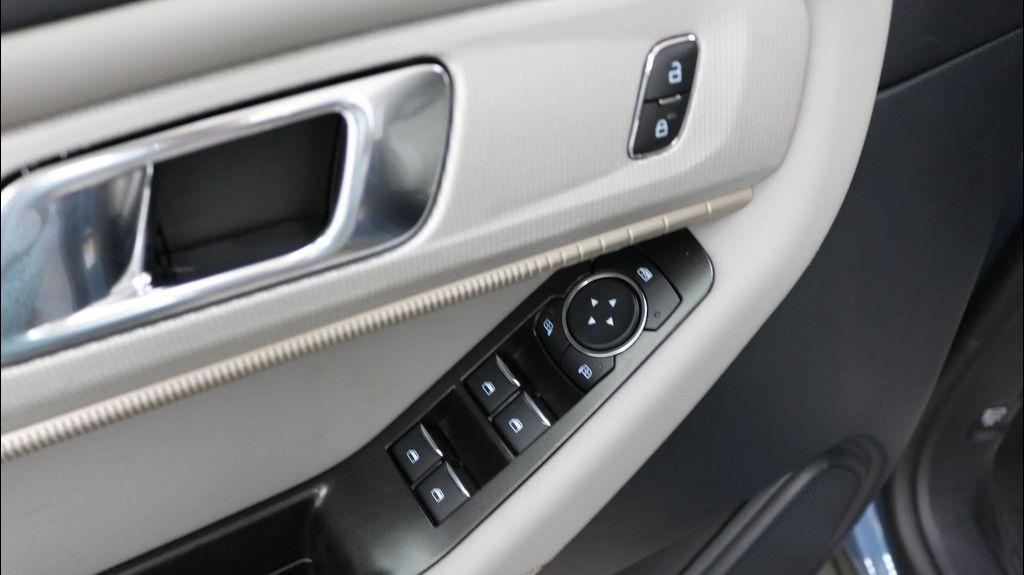 new 2025 Ford Explorer car, priced at $47,295
