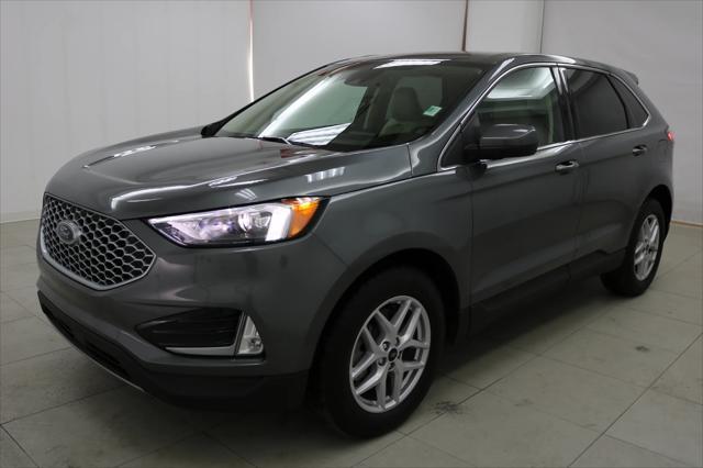 used 2024 Ford Edge car, priced at $33,499