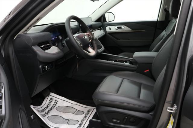 new 2025 Ford Explorer car, priced at $47,400
