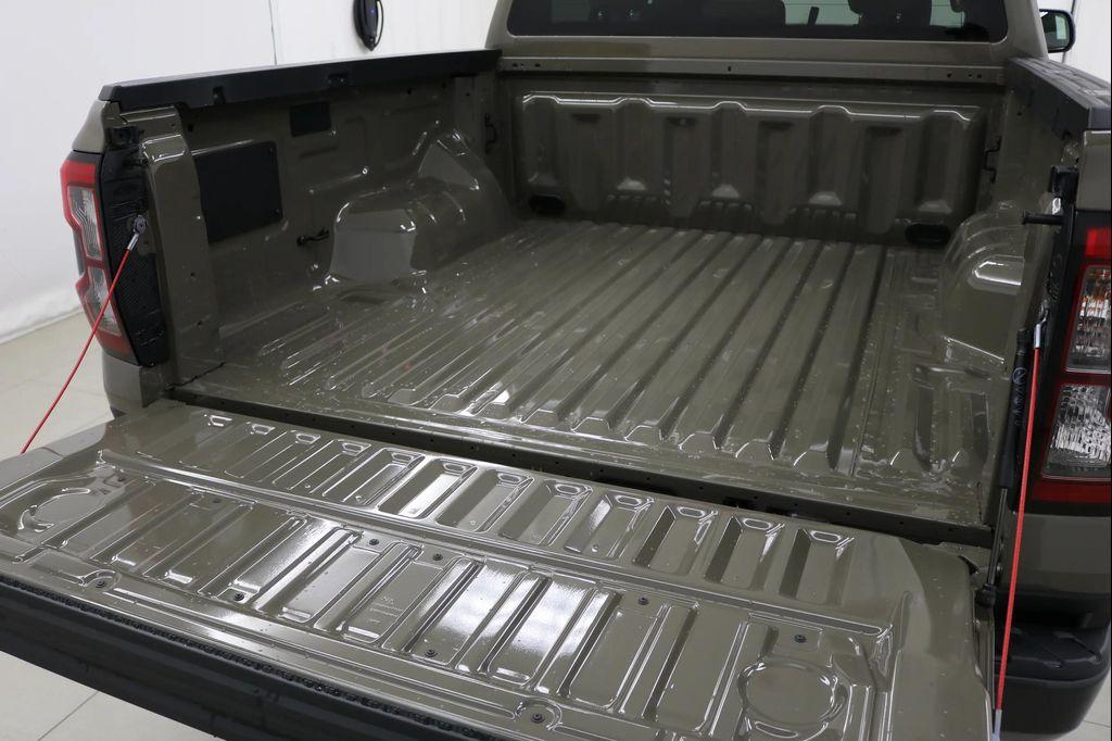 new 2025 Ford Ranger car, priced at $40,350