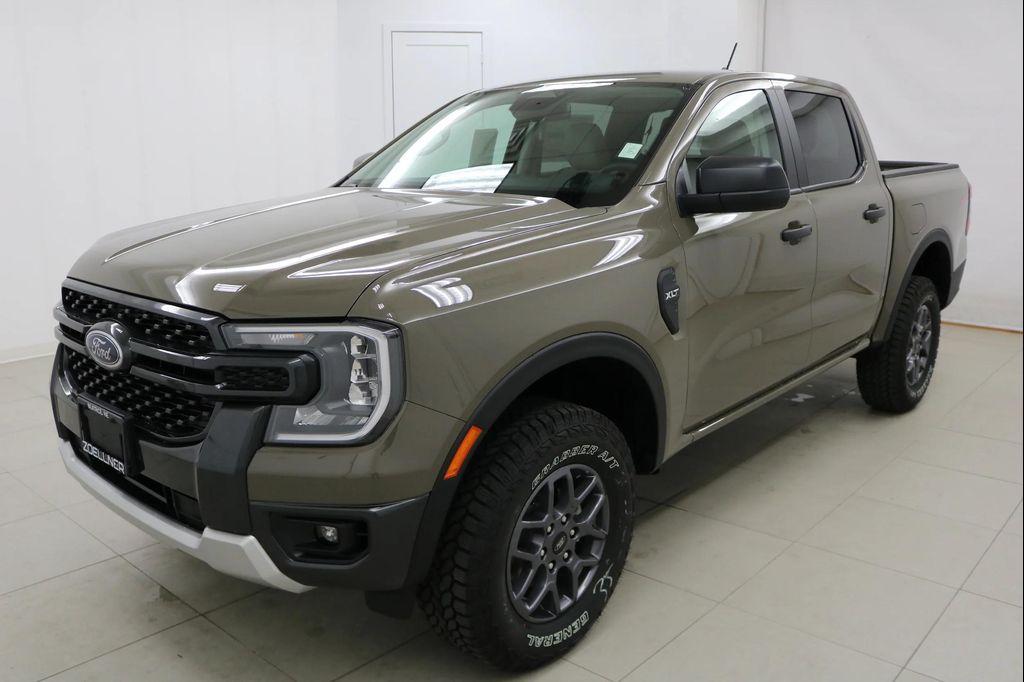new 2025 Ford Ranger car, priced at $40,350