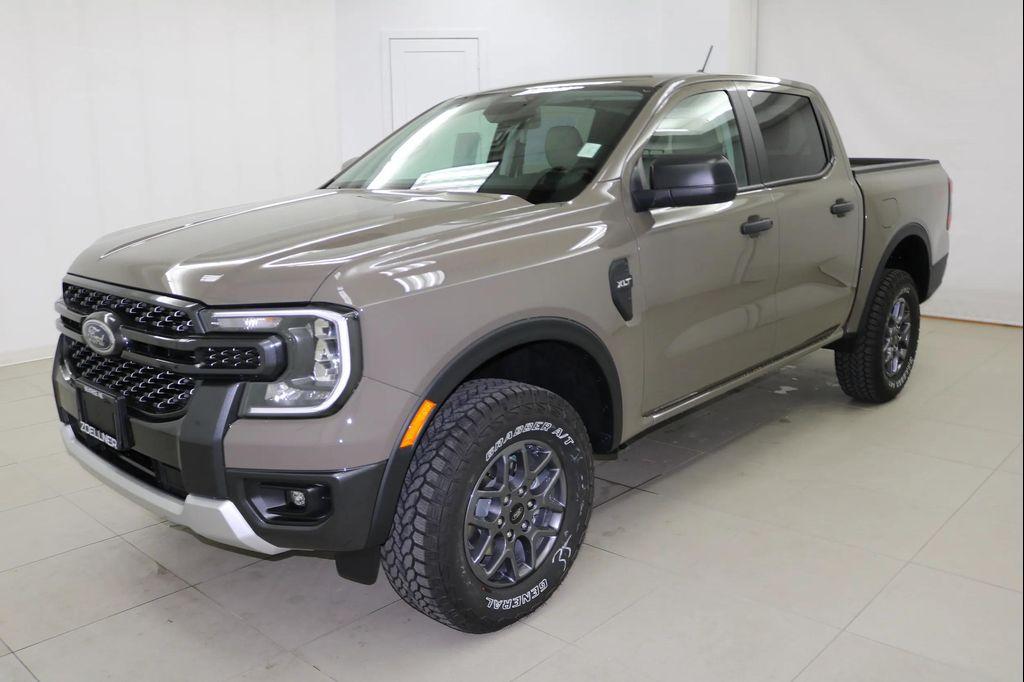 new 2025 Ford Ranger car, priced at $40,350