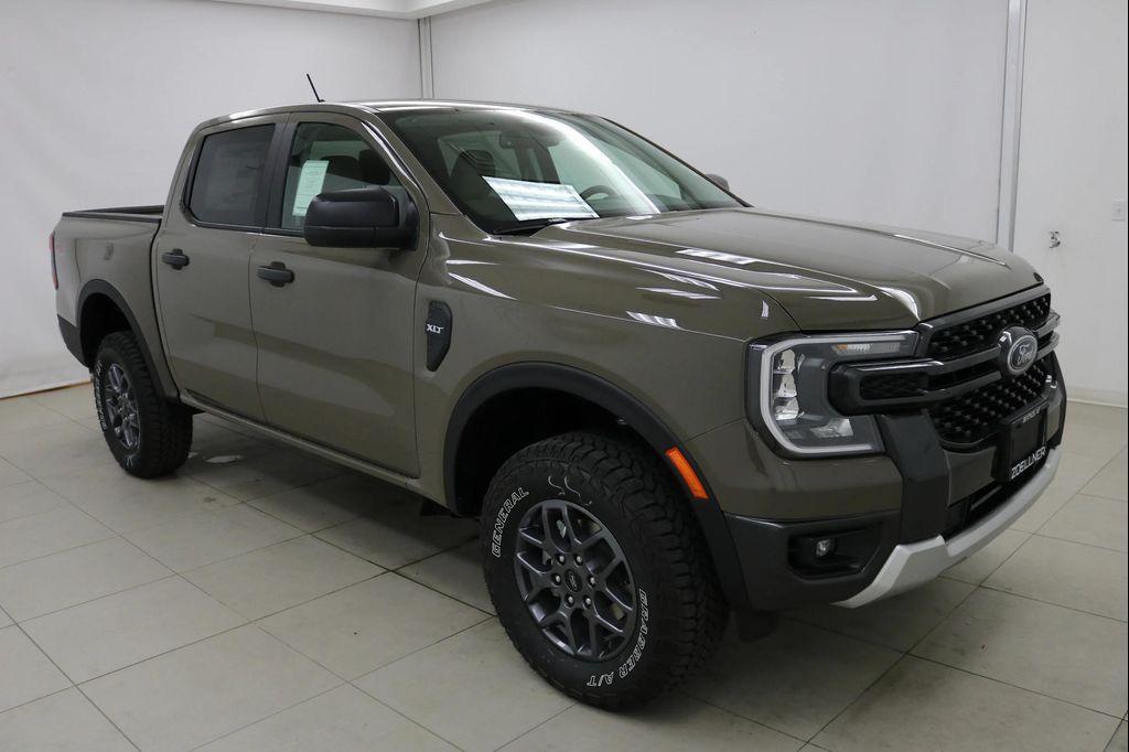 new 2025 Ford Ranger car, priced at $40,350
