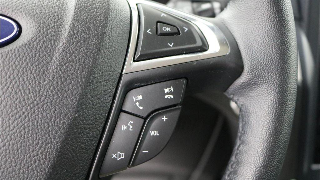 used 2022 Ford Edge car, priced at $27,499