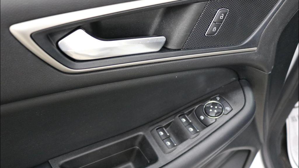 used 2022 Ford Edge car, priced at $27,499