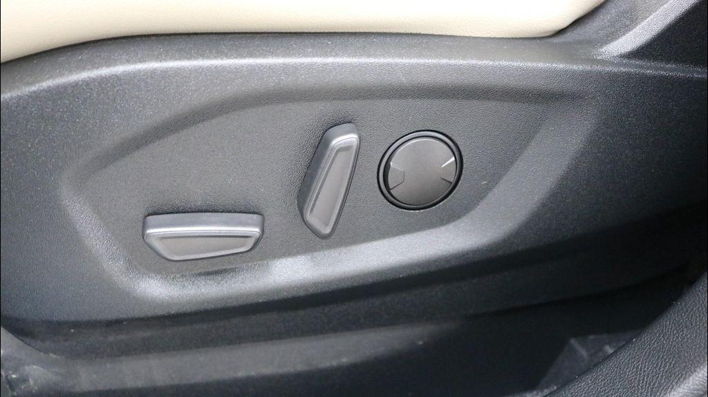 used 2020 Ford Edge car, priced at $19,995