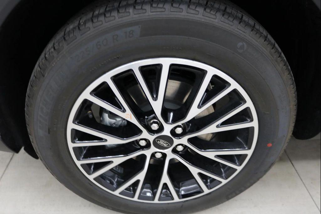 new 2025 Ford Escape PHEV car, priced at $30,999