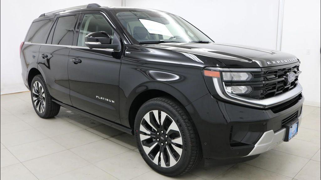 new 2025 Ford Expedition car, priced at $78,525