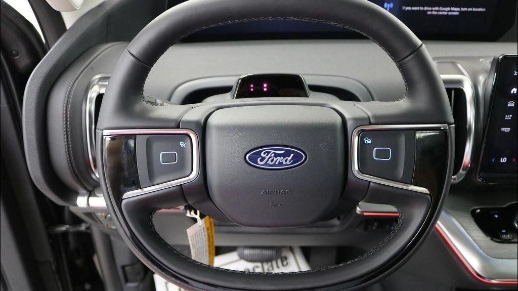 new 2025 Ford Expedition car, priced at $78,525