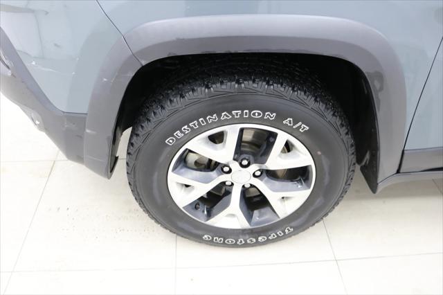 used 2015 Jeep Cherokee car, priced at $14,999