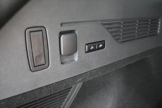 used 2024 Lincoln Nautilus car, priced at $53,499