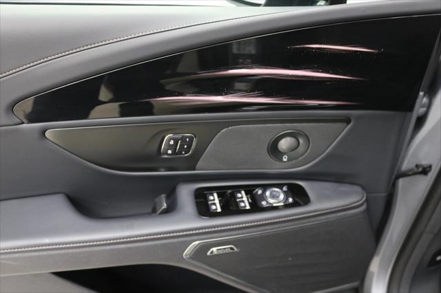 used 2024 Lincoln Nautilus car, priced at $53,499
