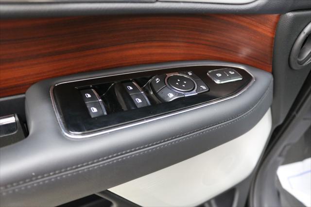 used 2024 Lincoln Navigator car, priced at $75,499