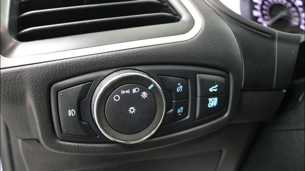 used 2022 Ford Edge car, priced at $25,995