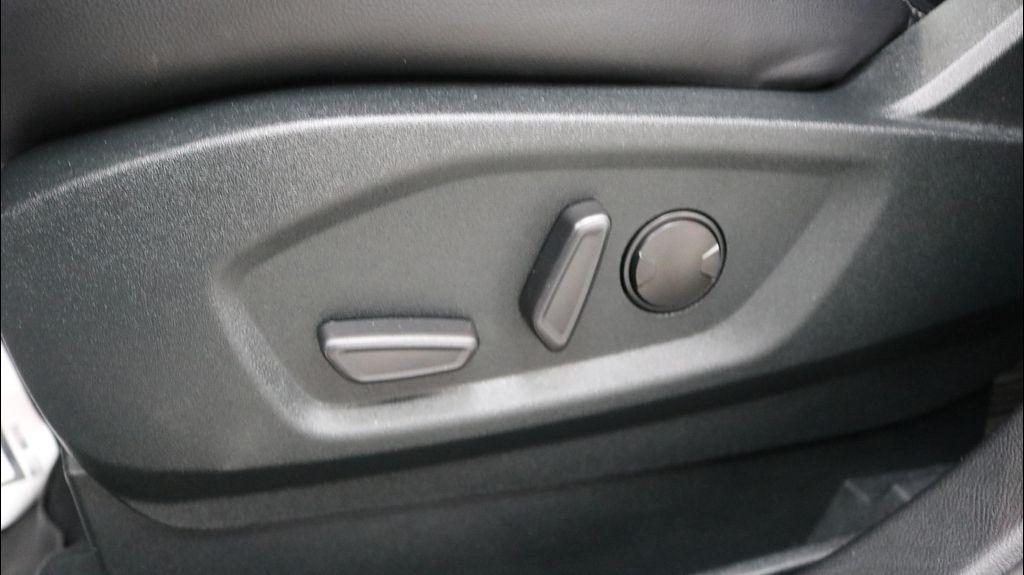 used 2022 Ford Edge car, priced at $25,995