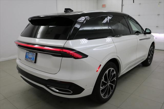 used 2024 Lincoln Nautilus car, priced at $55,499