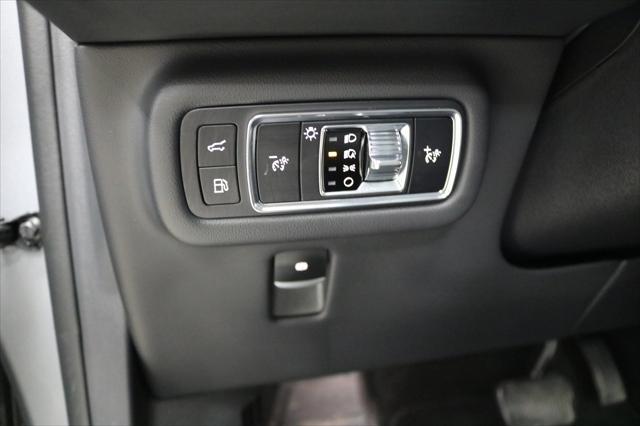 used 2024 Lincoln Nautilus car, priced at $59,499