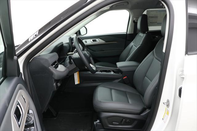 new 2025 Ford Explorer car, priced at $46,868