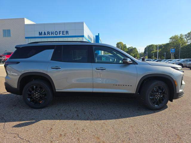 new 2026 Chevrolet Traverse car, priced at $44,315