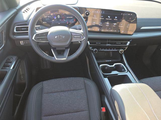new 2026 Chevrolet Traverse car, priced at $44,315