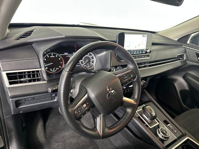 used 2024 Mitsubishi Outlander car, priced at $20,990