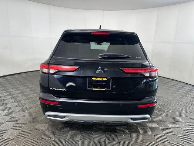 used 2024 Mitsubishi Outlander car, priced at $20,990