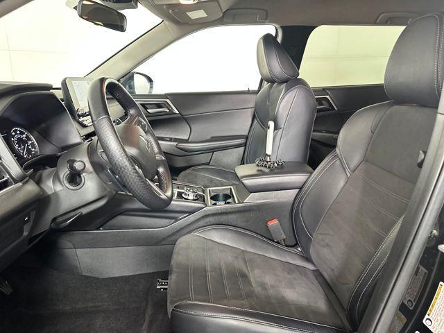 used 2024 Mitsubishi Outlander car, priced at $20,990