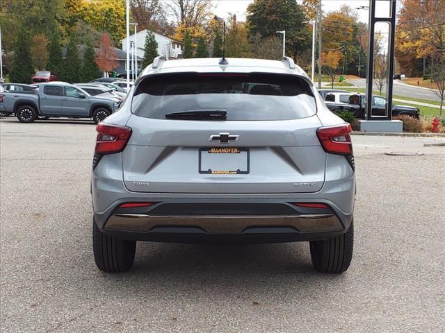 new 2025 Chevrolet Trax car, priced at $25,940