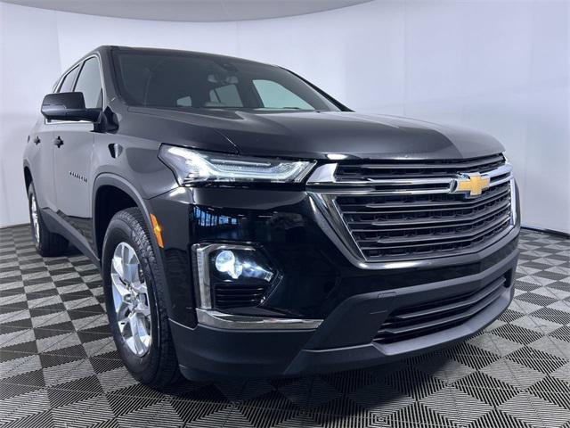 used 2023 Chevrolet Traverse car, priced at $27,440