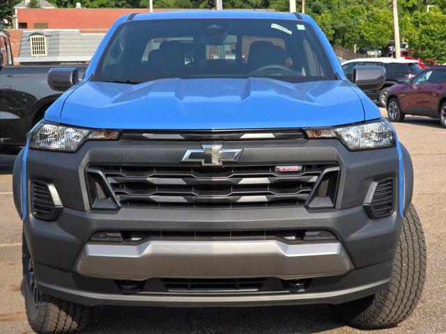 new 2025 Chevrolet Colorado car, priced at $40,499