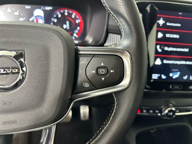 used 2021 Volvo XC40 car, priced at $24,990