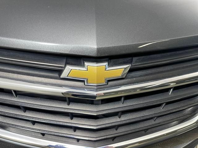 used 2021 Chevrolet Equinox car, priced at $17,998