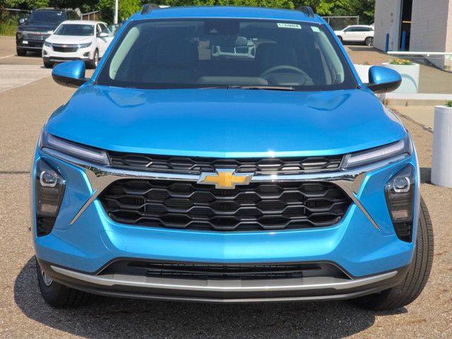 new 2025 Chevrolet Trax car, priced at $24,825