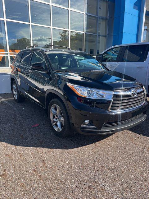 used 2016 Toyota Highlander car, priced at $18,998