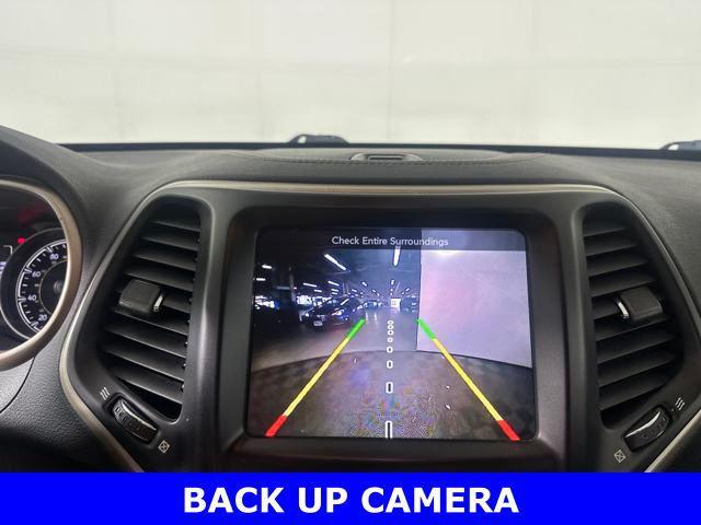 used 2016 Jeep Cherokee car, priced at $10,990