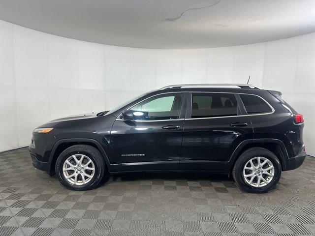 used 2016 Jeep Cherokee car, priced at $10,990