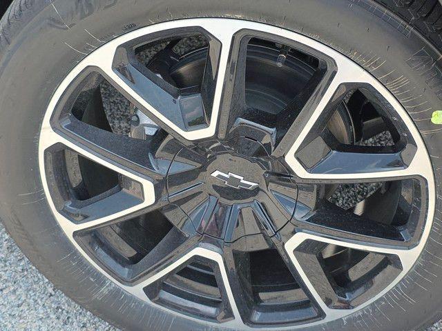 new 2025 Chevrolet Suburban car, priced at $80,860