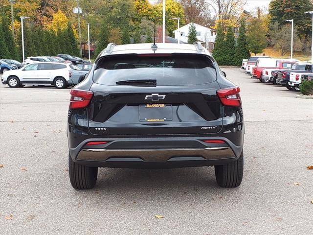 new 2025 Chevrolet Trax car, priced at $25,940