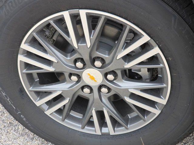 new 2025 Chevrolet Traverse car, priced at $43,055