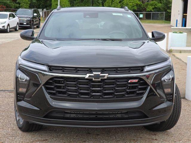 new 2025 Chevrolet Trax car, priced at $27,325