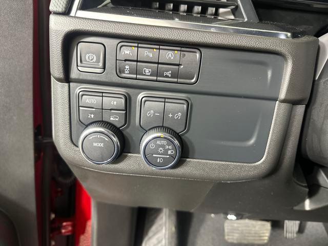 used 2025 Chevrolet Suburban car, priced at $68,990